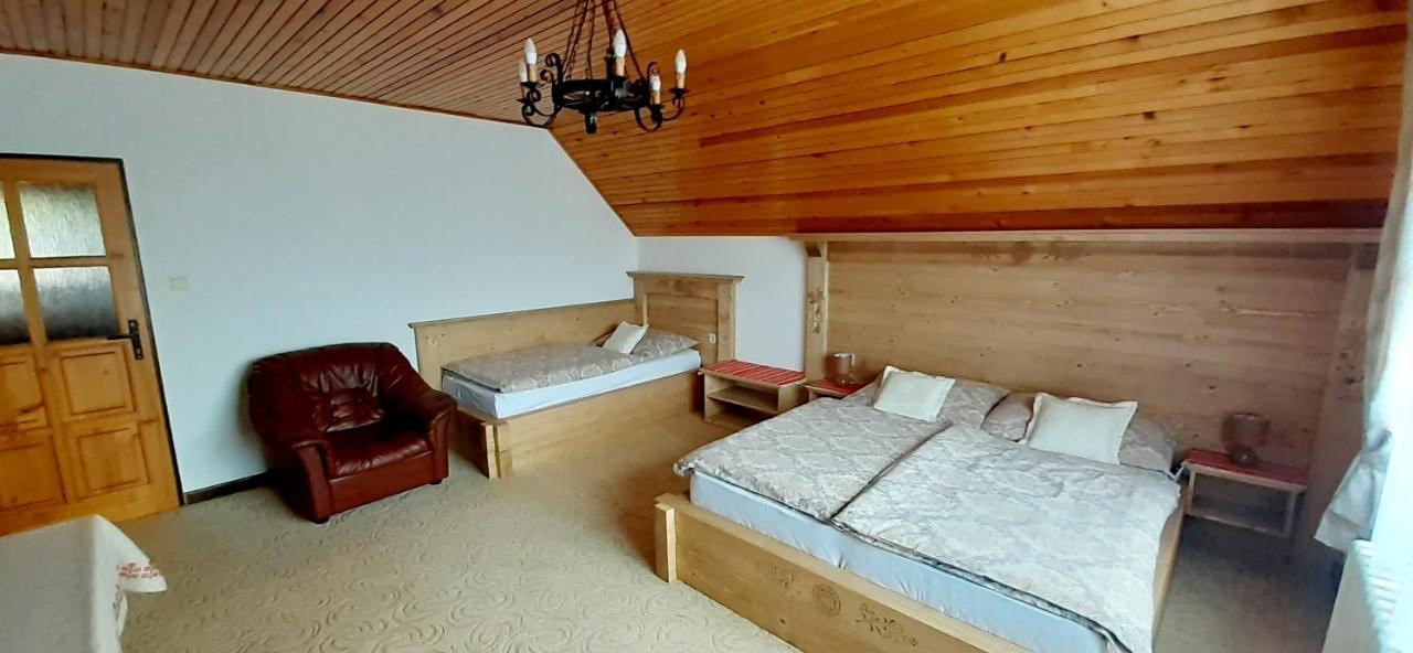 Apartman Astra V Zdiari Eksteriør billede